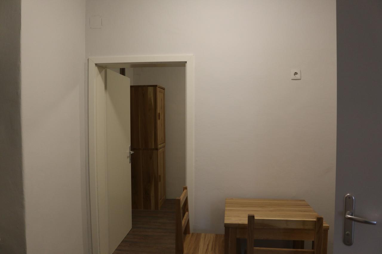 Hotel Sinos Клагенфурте Экстерьер фото