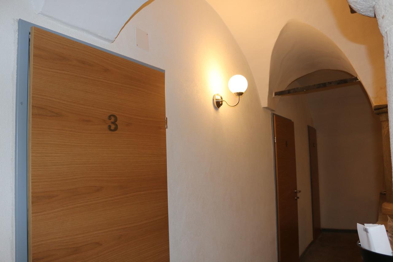 Hotel Sinos Клагенфурте Экстерьер фото